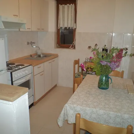 Nella Apartment *