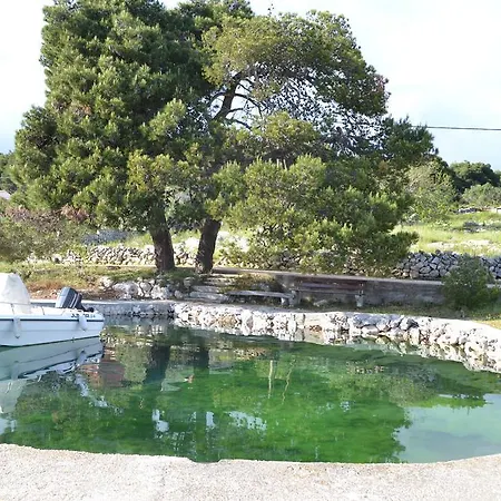 Nella Apartmán Molat